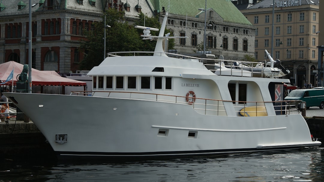 Serenity Yacht